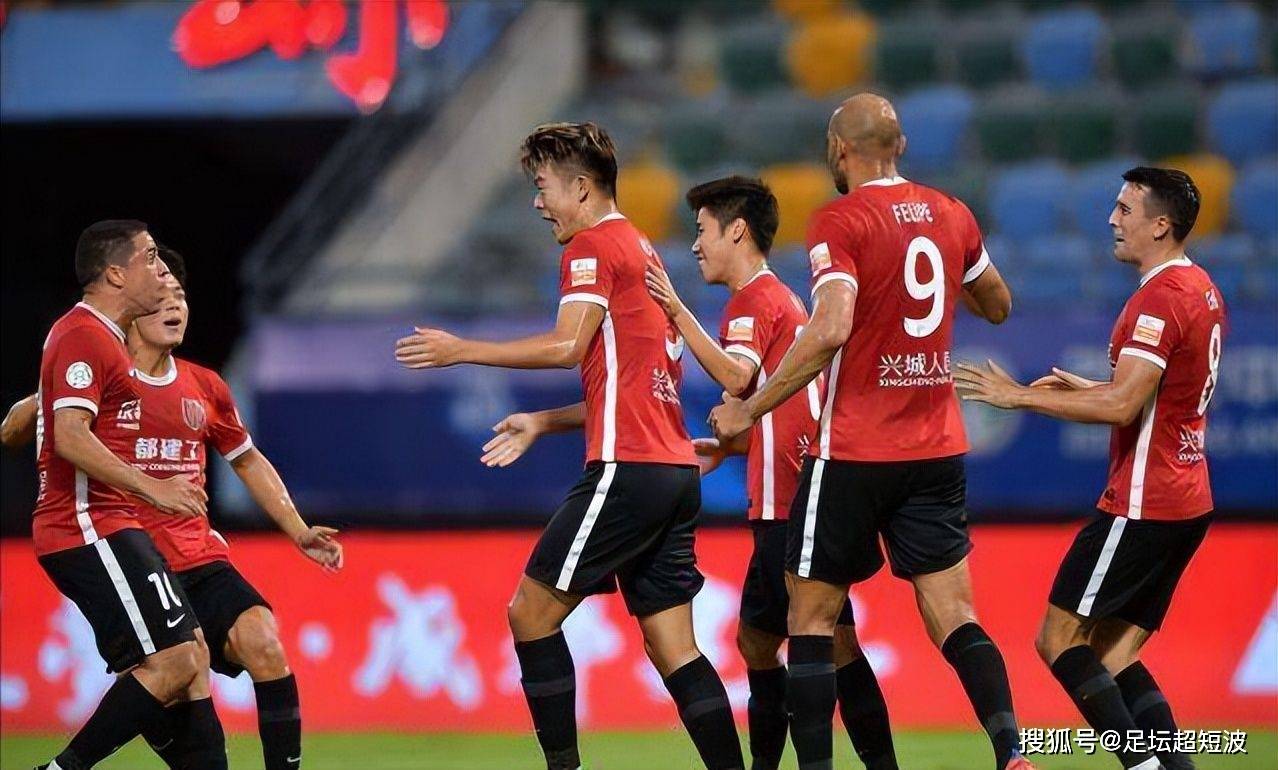 乐竟体育-成都蓉城2-0河南队唐鑫建功艾克森伤退