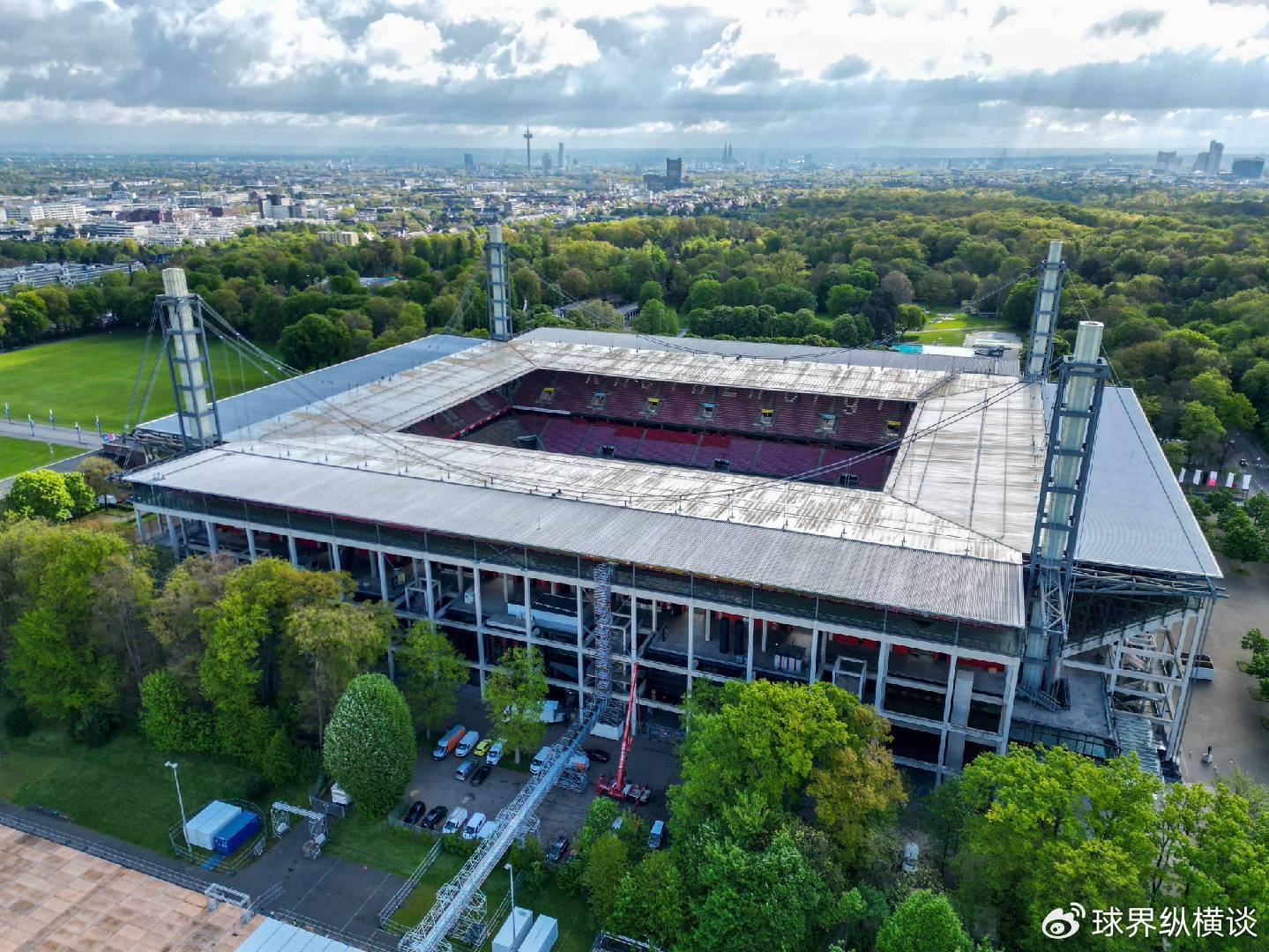 乐竟体育-RB莱比锡客场大胜柏林赫塔，稳坐德甲榜首位置