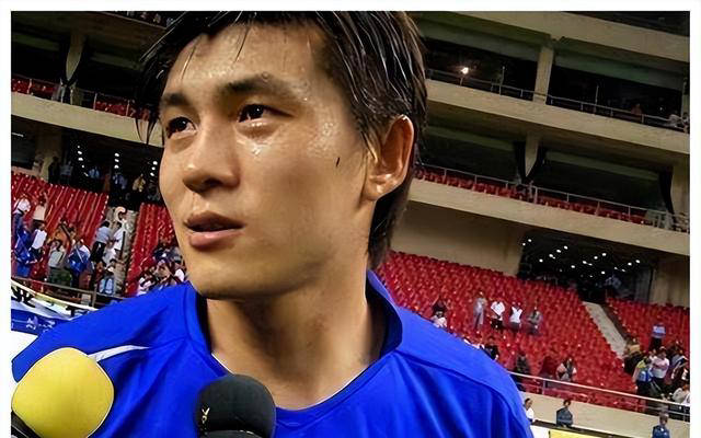 乐竟体育-国安官方：张玉宁左肩胛骨骨折预计4至6周康复