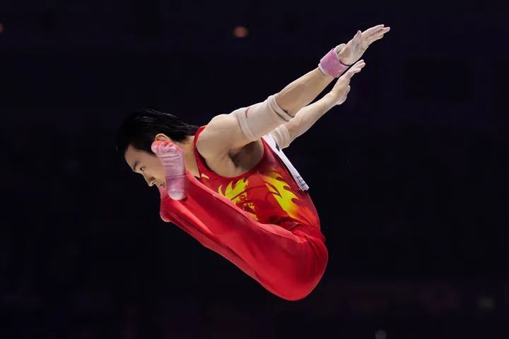 乐竟体育-神勇逐梦！中国队再添一位金牌得主
