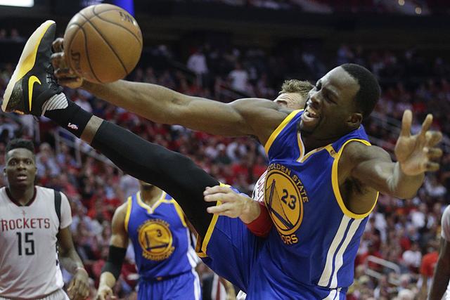 乐竟体育-NBA球队多次对决，进攻端打破对方牢固防守