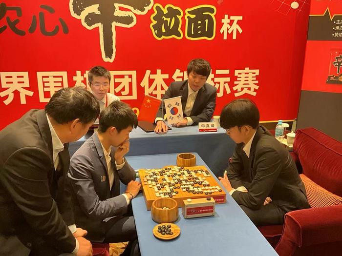 乐竟体育-汉堡球队功亏一篑，错失胜利良机