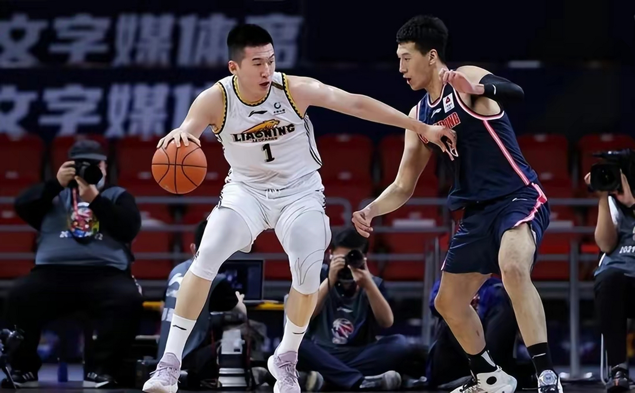 乐竟体育-河南嵩山主场一役击败对手，积分不断攀升