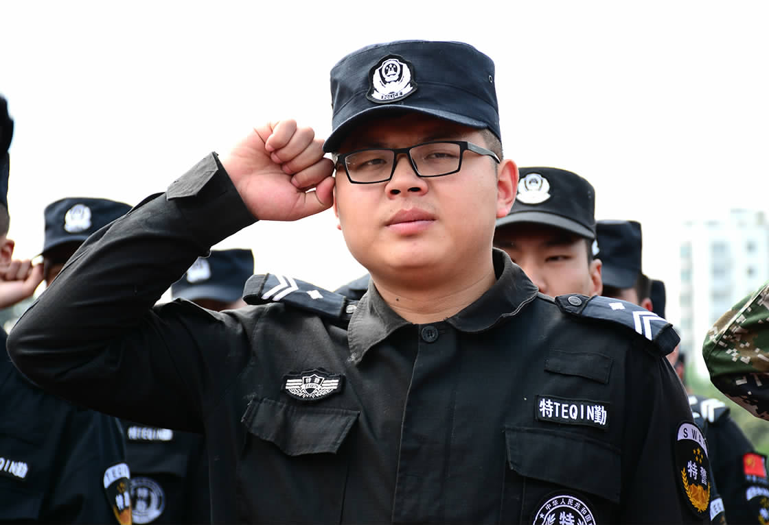 乐竟体育-团结一心非洲战队合力拼搏称霸